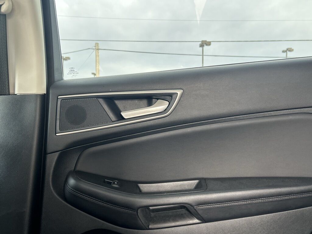 2023 Ford Edge SEL Crestwood KY