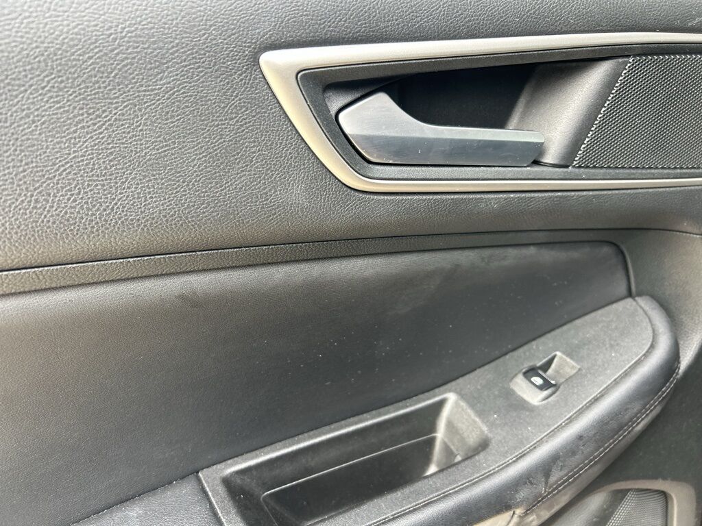 2023 Ford Edge SEL Crestwood KY