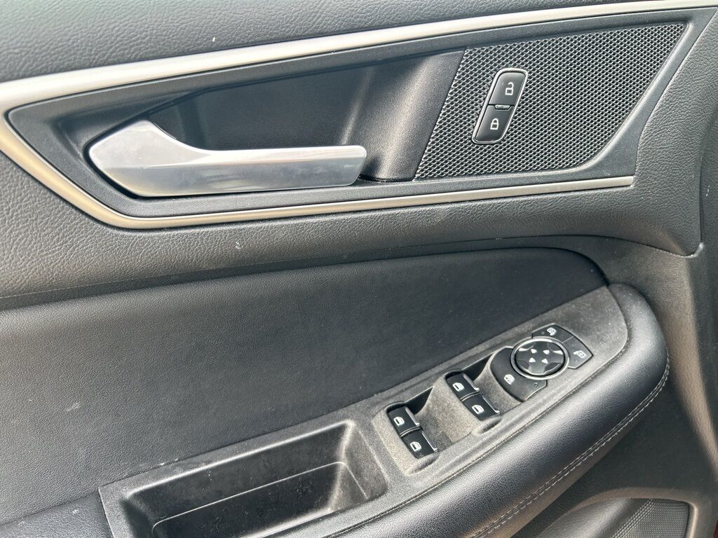 2023 Ford Edge SEL Crestwood KY