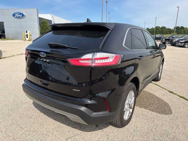 2023 Ford Edge SEL Random Lake WI