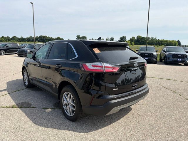 2023 Ford Edge SEL Random Lake WI