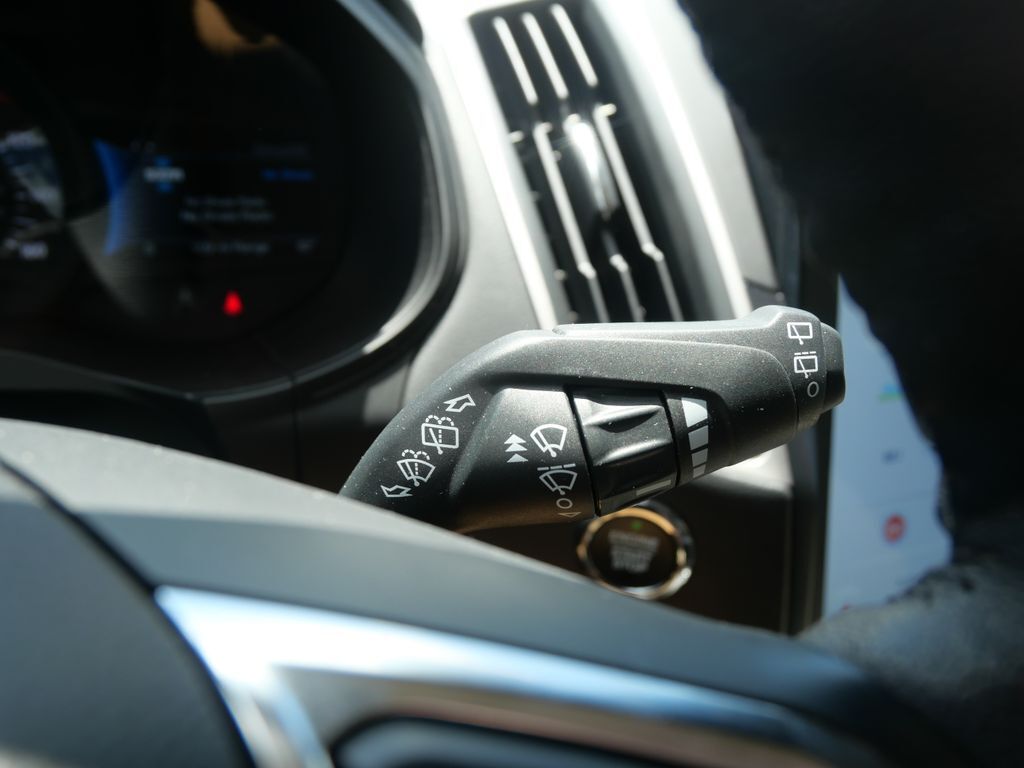 2023 Ford Edge SEL Mt Pleasant MI