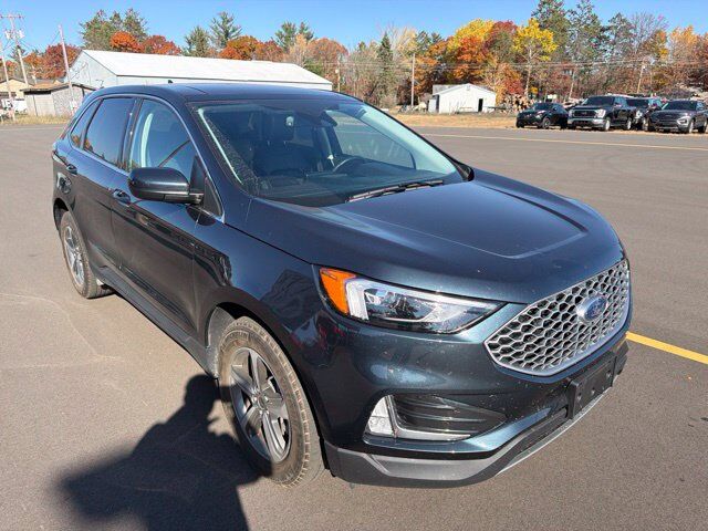 2023 Ford Edge SEL Pine River MN