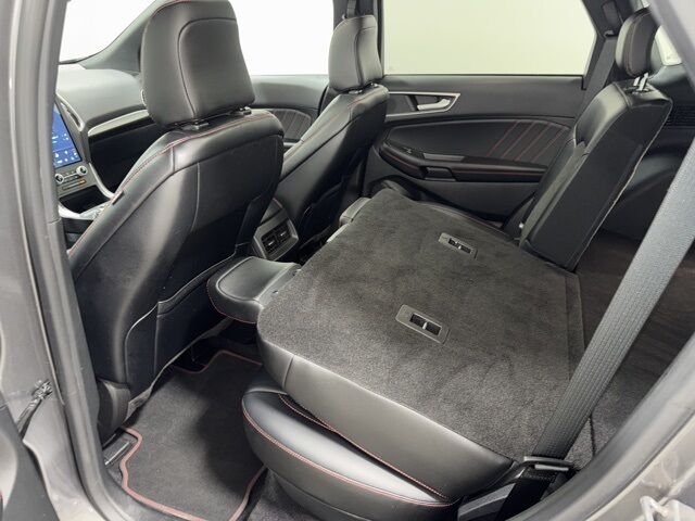 2023 Ford Edge ST Line Pine River MN