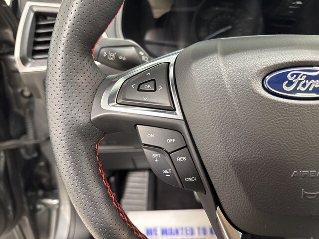 2023 Ford Edge ST Line Pine River MN