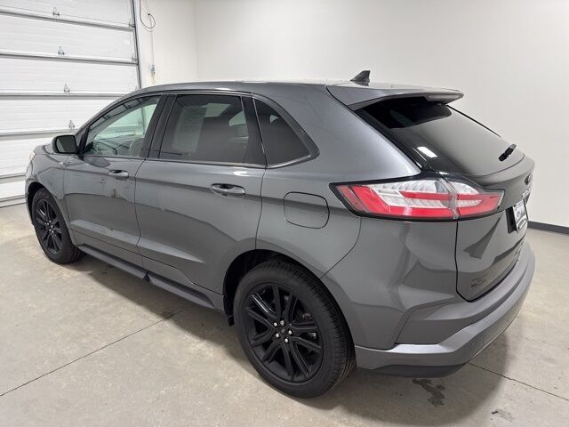 2023 Ford Edge ST Line Pine River MN