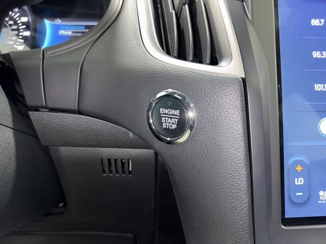 2023 Ford Edge ST Line Pine River MN