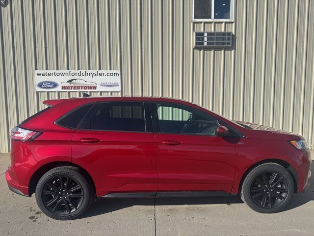 2023 Ford Edge ST Line