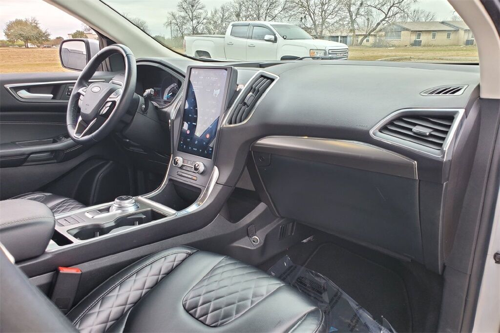 2023 Ford Edge Titanium Hondo TX
