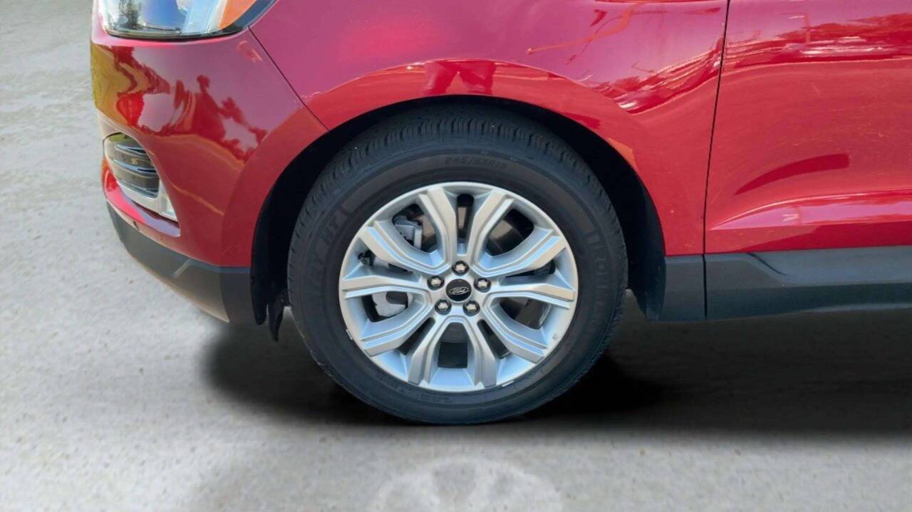 2023 Ford Edge Titanium AWD 4dr Crossover Chesterfield MI