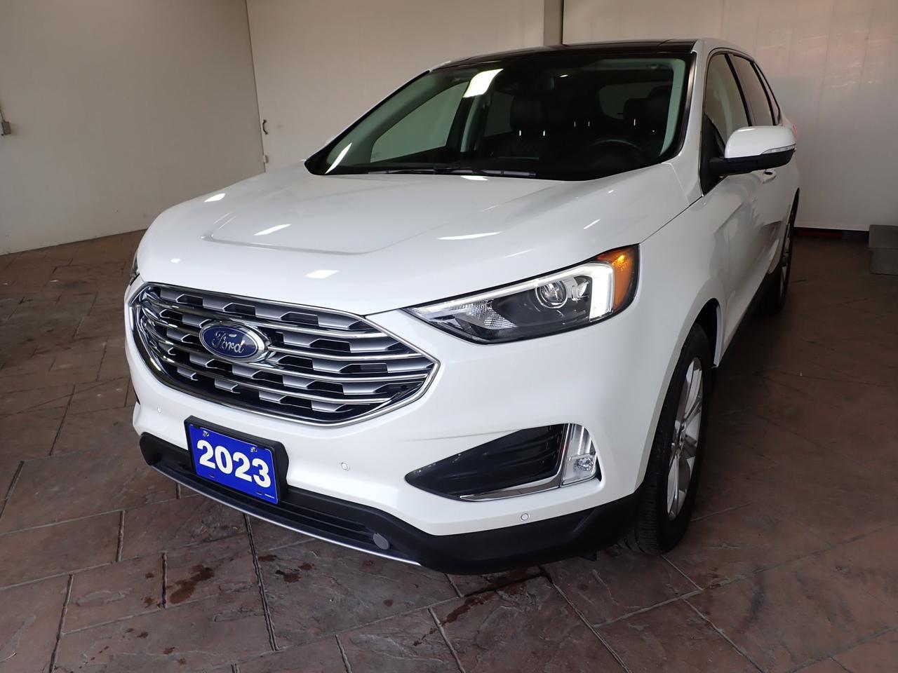 2023 Ford Edge Titanium AWD LEATHER SUNROOF Listowel ON