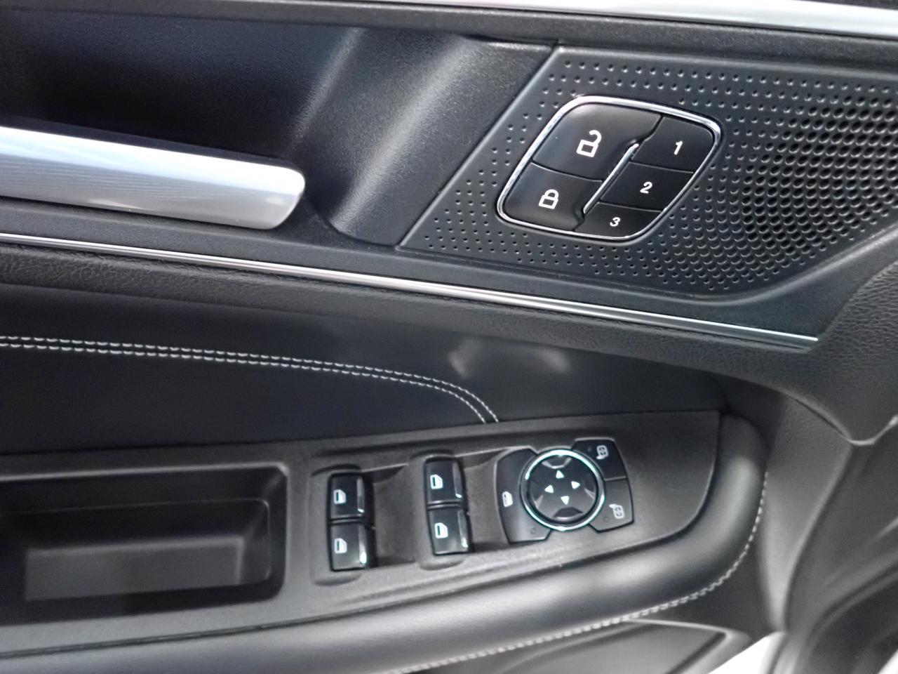 2023 Ford Edge Titanium AWD LEATHER SUNROOF Listowel ON