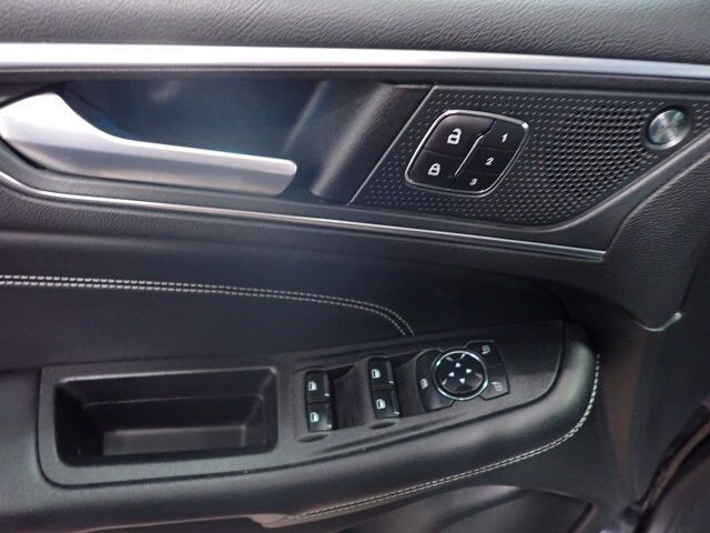 2023 Ford Edge Titanium AWD LEATHER SUNROOF Listowel ON