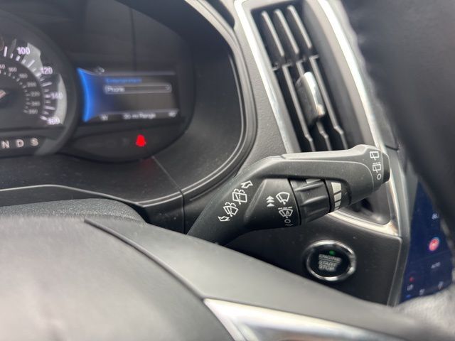 2023 Ford Edge Titanium Random Lake WI