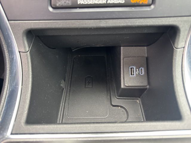 2023 Ford Edge Titanium Random Lake WI