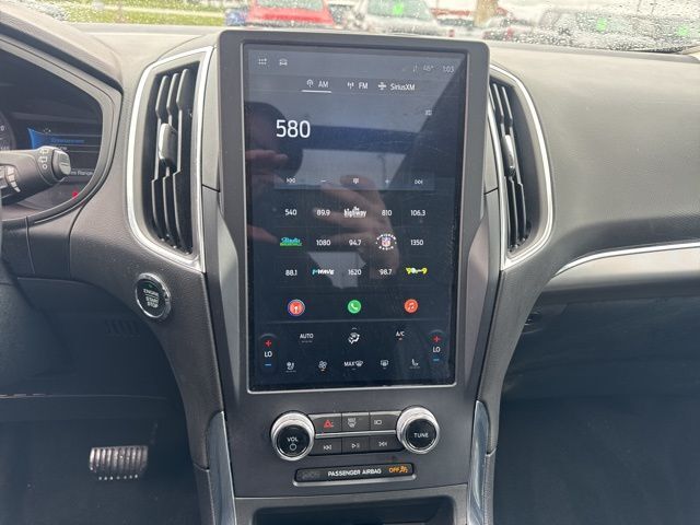 2023 Ford Edge Titanium Random Lake WI