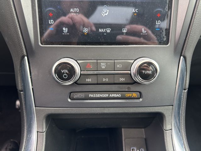 2023 Ford Edge Titanium Random Lake WI