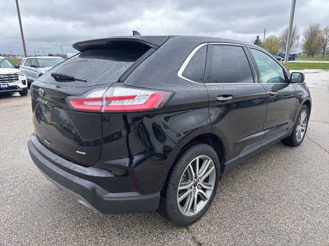 2023 Ford Edge Titanium Random Lake WI