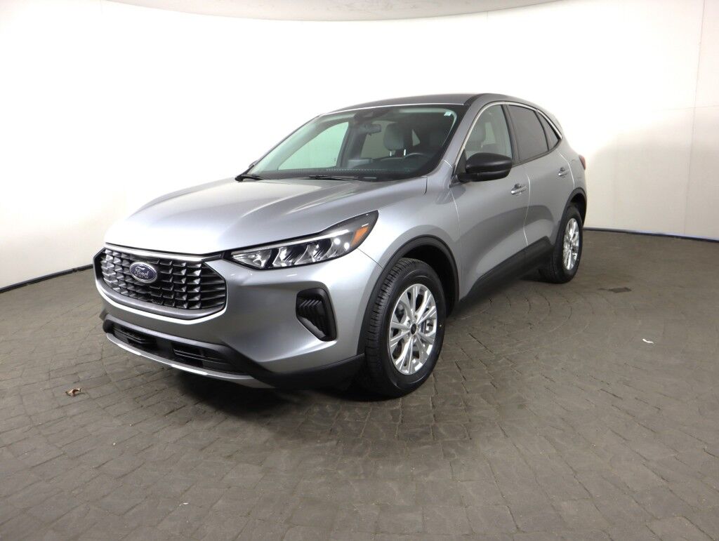 2023 Ford Escape Active photo 3