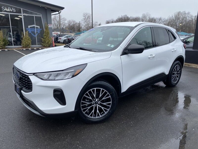 2023 Ford Escape Active Bristol  PA