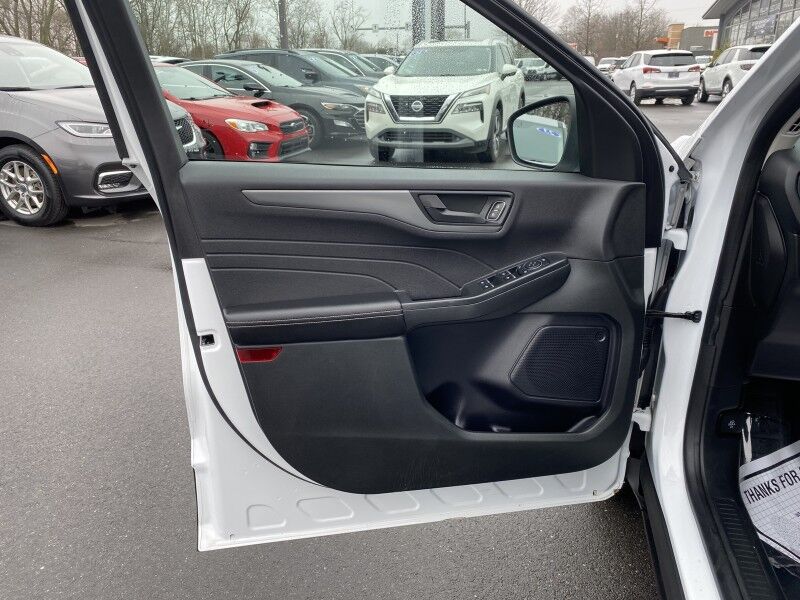 2023 Ford Escape Active Bristol  PA