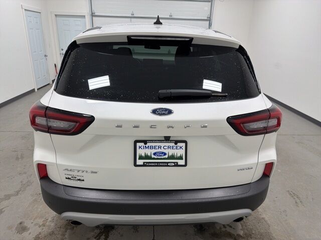 2023 Ford Escape Active photo 3