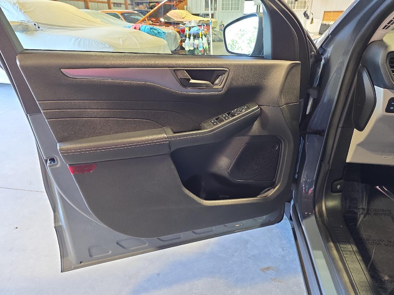 2023 Ford Escape Hybrid Active photo 23
