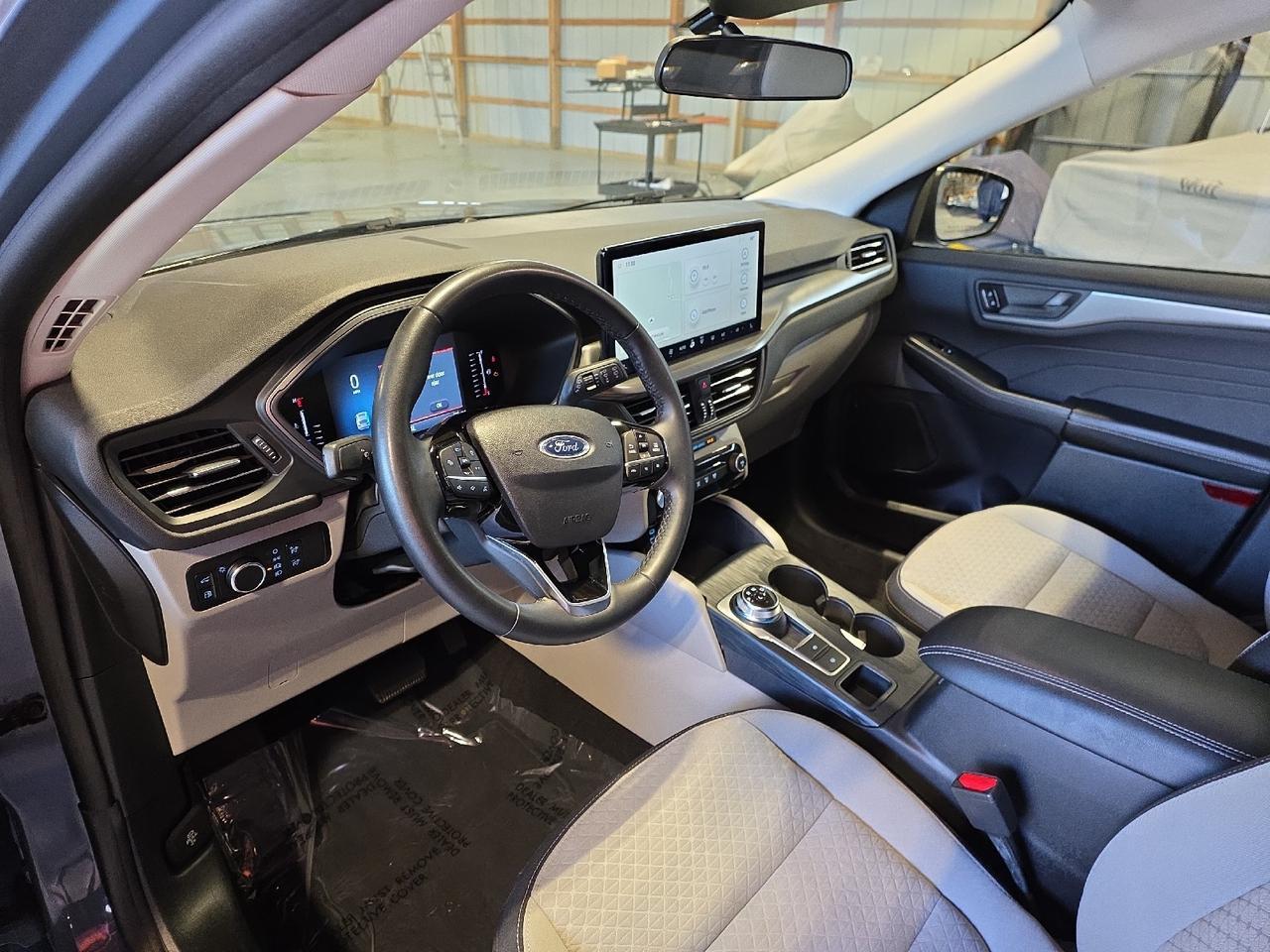 2023 Ford Escape Hybrid Active photo 12