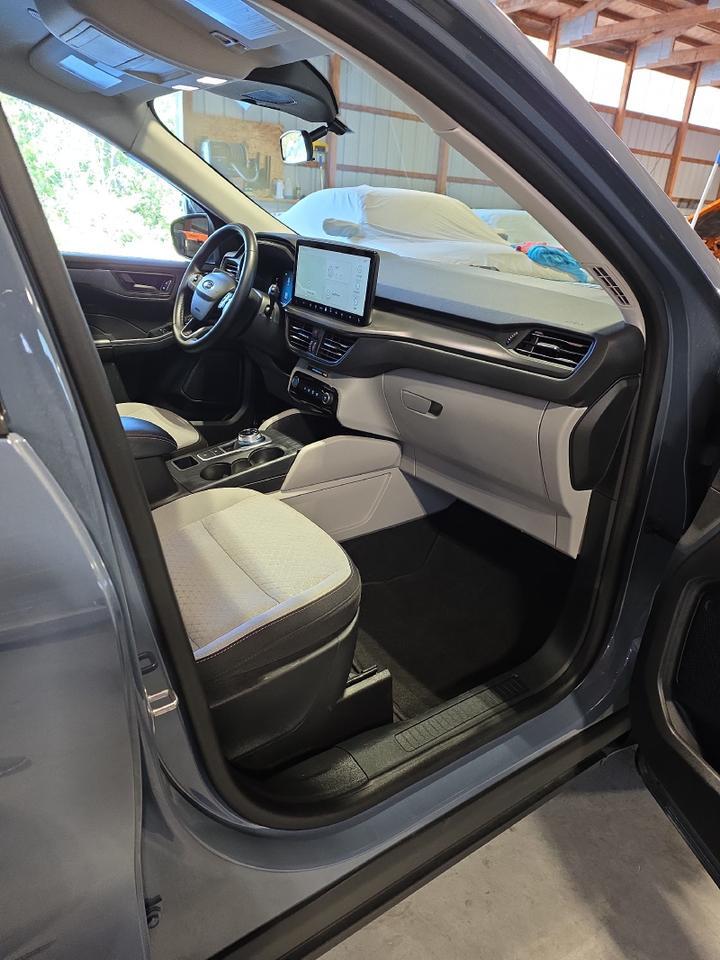 2023 Ford Escape Hybrid Active photo 29