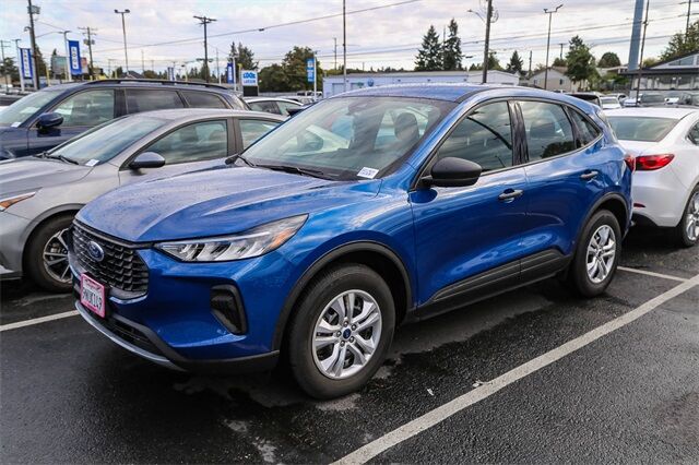 2023 Ford Escape Base