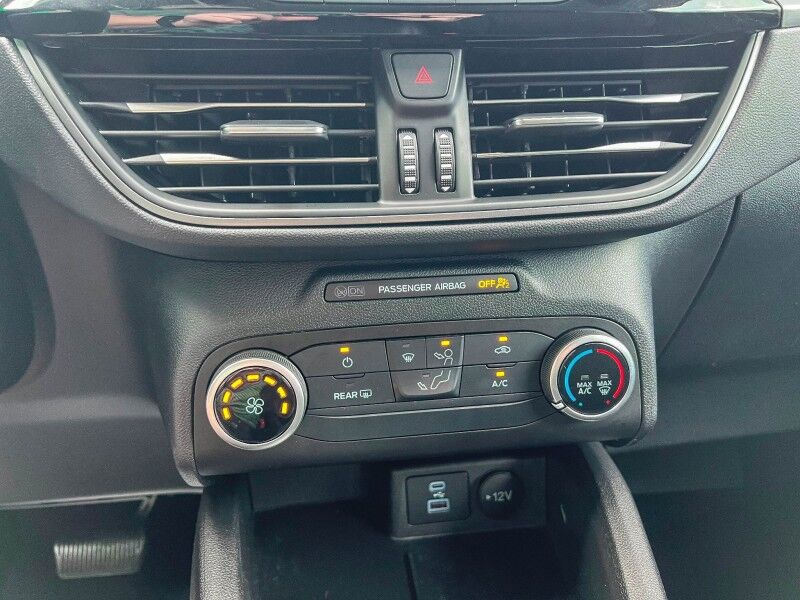 2023 Ford Escape Base Wilmington NC