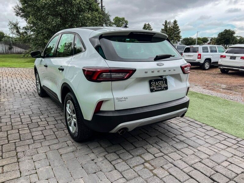 2023 Ford Escape Base Wilmington NC