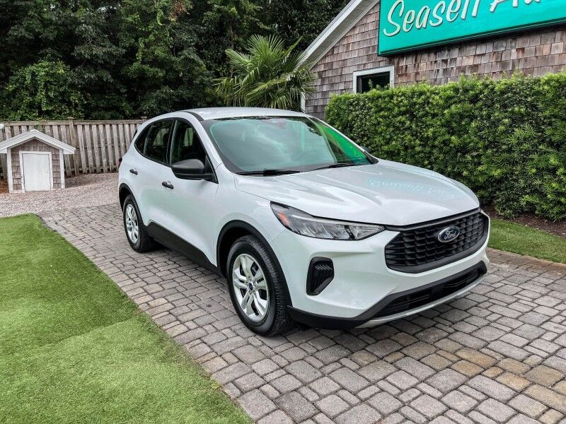 2023 Ford Escape Base Wilmington NC