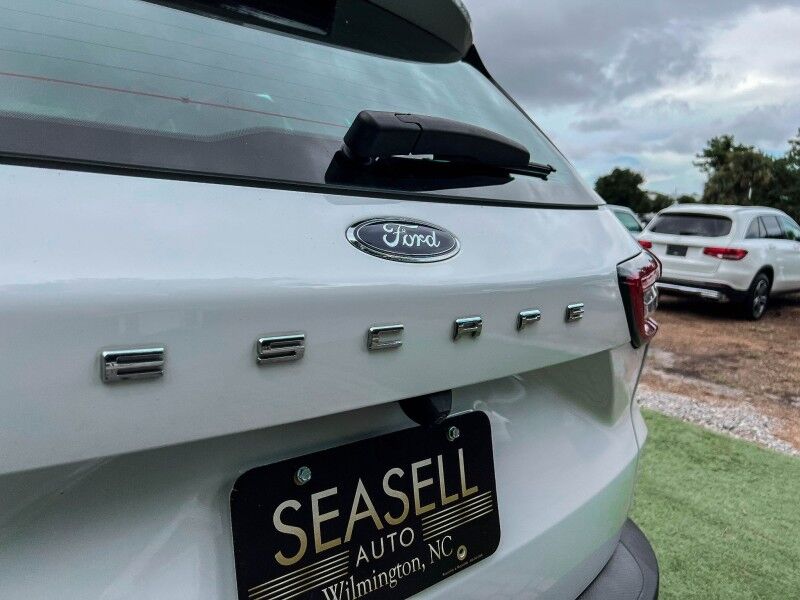 2023 Ford Escape Base Wilmington NC
