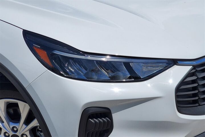 2023 Ford Escape Hybrid Active  TX