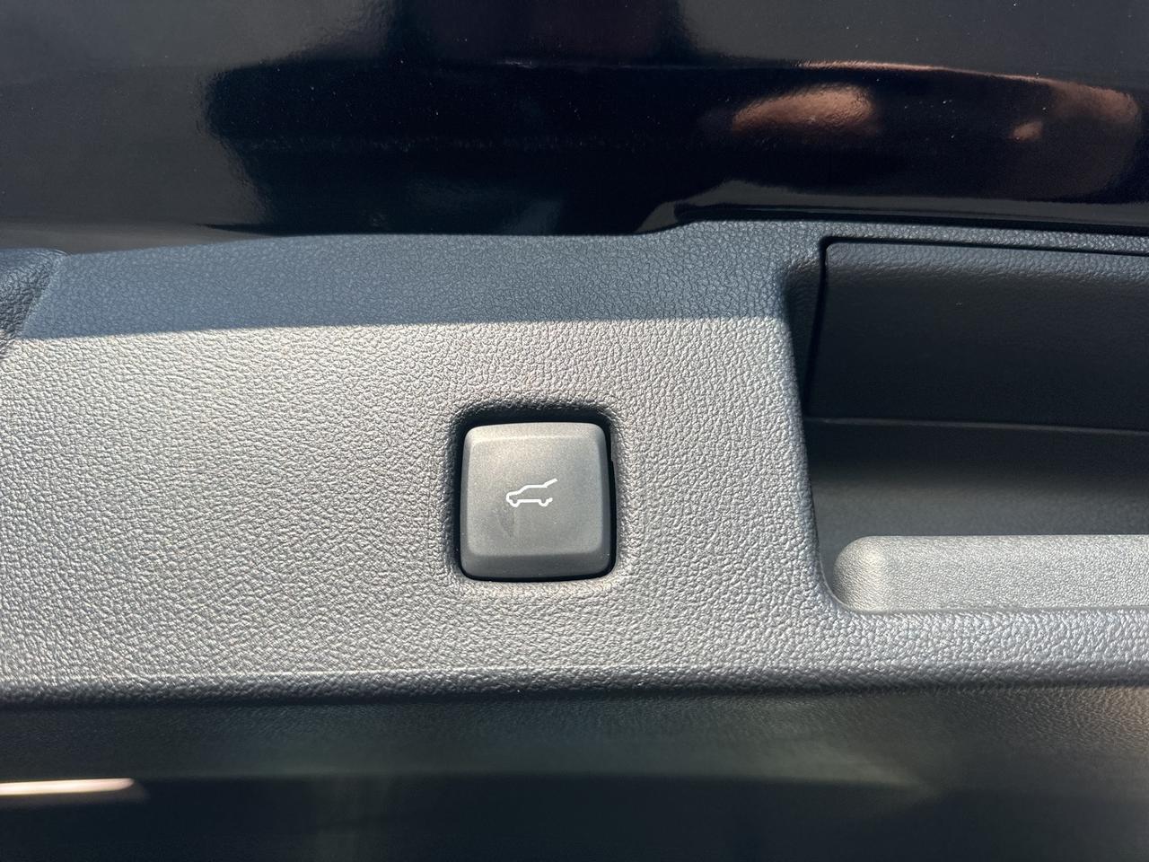 2023 Ford Escape Hybrid Platinum Gaithersburg MD