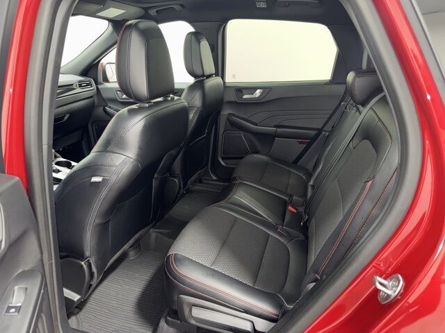 2023 Ford Escape Hybrid ST-Line Elite Pine River MN