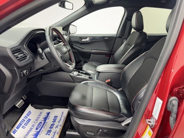 2023 Ford Escape Hybrid ST-Line Elite Pine River MN