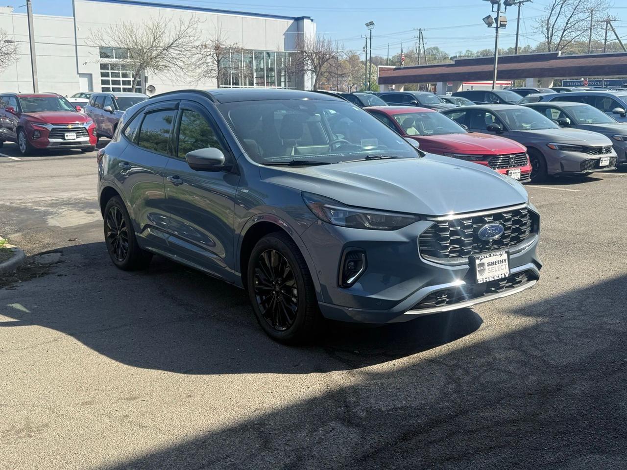 2023 Ford Escape Hybrid ST-Line Elite