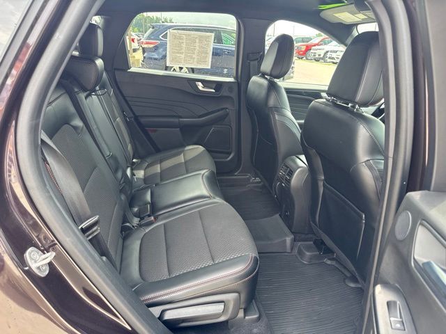 2023 Ford Escape Hybrid ST-Line Select Random Lake WI