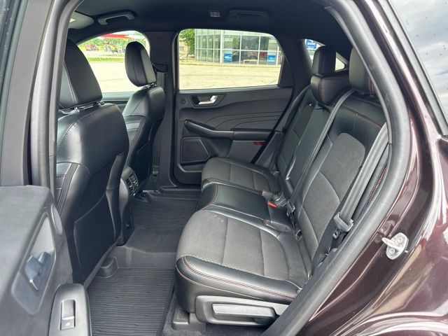 2023 Ford Escape Hybrid ST-Line Select Random Lake WI