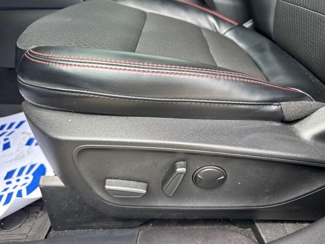 2023 Ford Escape Hybrid ST-Line Select Random Lake WI