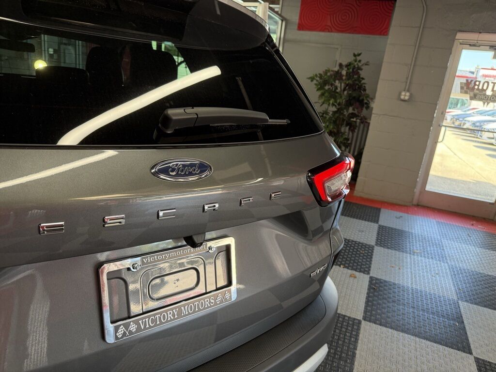 2023 Ford Escape Platinum Royal Oak MI