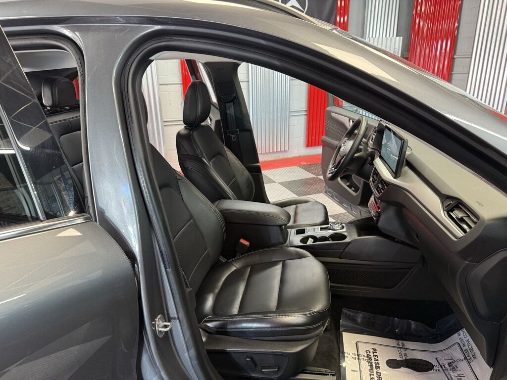 2023 Ford Escape Platinum Royal Oak MI