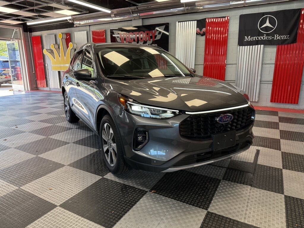 2023 Ford Escape Platinum Royal Oak MI