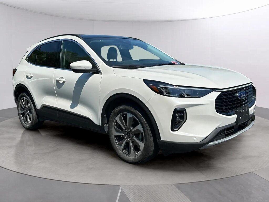 2023 Ford Escape Platinum San Clemente CA