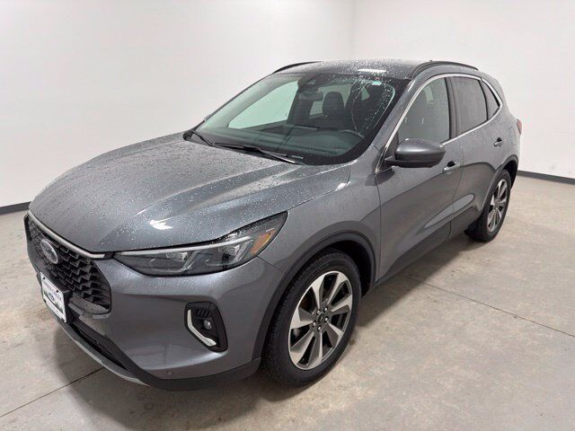 2023 Ford Escape Platinum Pine River MN