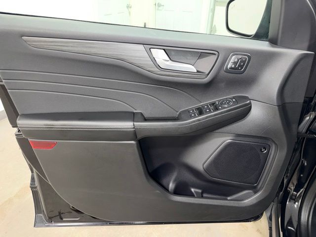2023 Ford Escape Platinum Pine River MN
