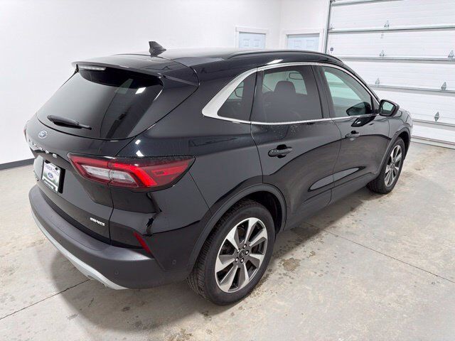 2023 Ford Escape Platinum Pine River MN