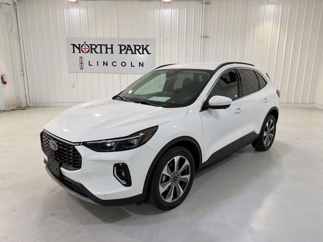 2023 Ford Escape Platinum